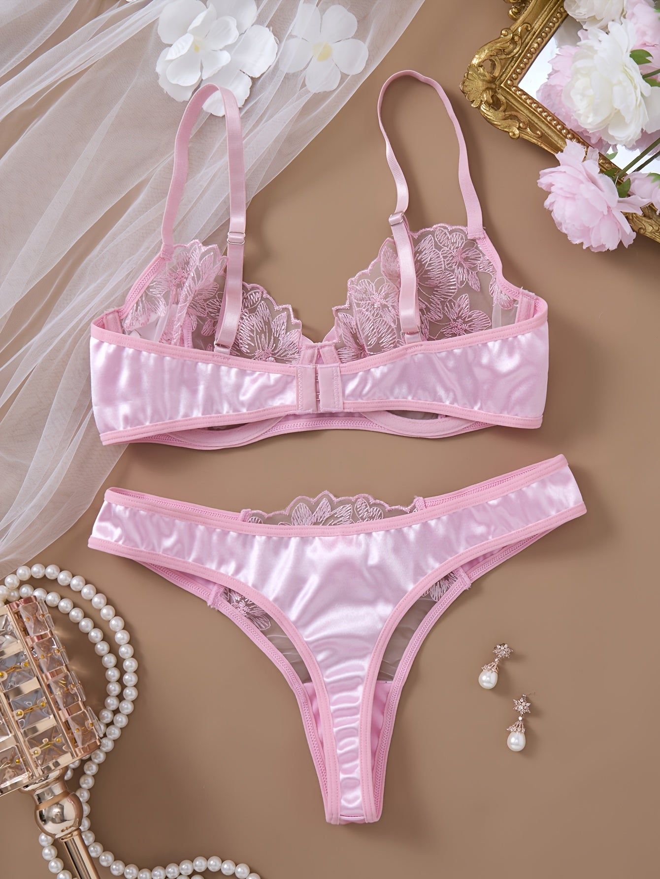 Valentine's Day gift: Cute pink flower embroidery lingerie set for women.