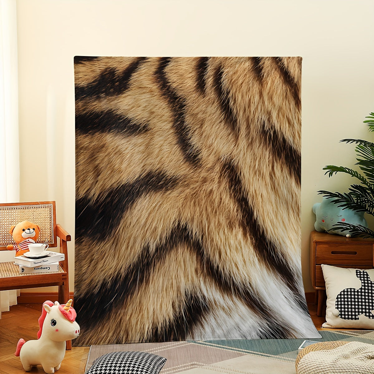 Winter Tiger Fur Texture Blanket Throw - Super Soft Fleece Blanket for Bed or Couch, Perfect Winter Decor and Christmas Gift