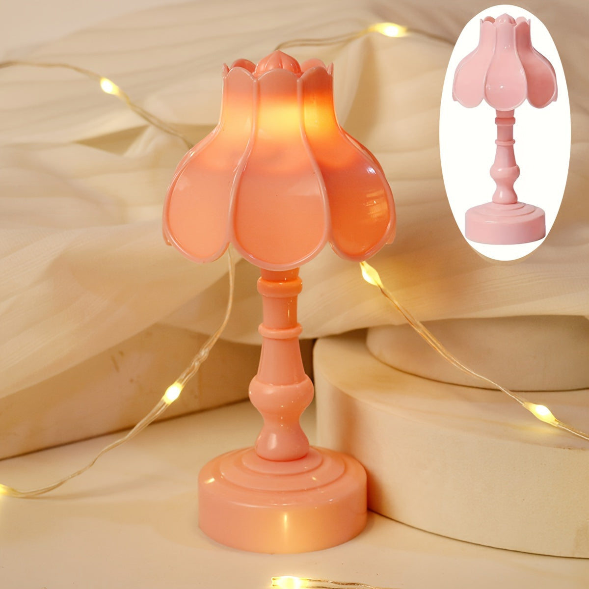 Flower-shaped mini desk lamp, ideal as a night light for bedroom and desktop decor.