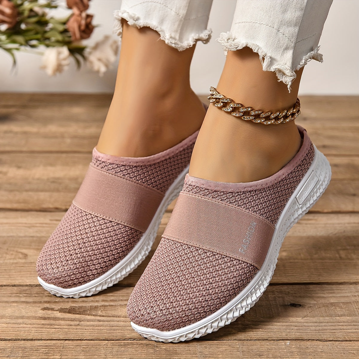 New breathable mesh half slipper shoes for women with comfortable sole for summer