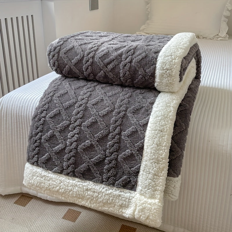 Luxurious Champagne Microfiber Blanket with Elegant 3D Diamond Pattern - Lightweight, Fluffy, Ideal for All-Season Comfort and various uses.