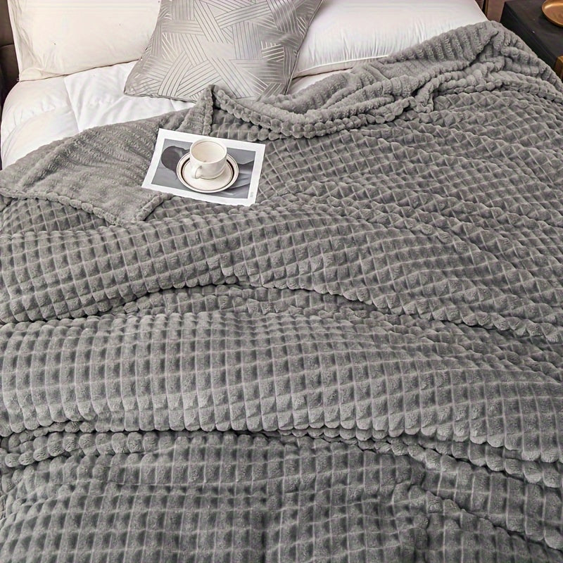 Soft and comfortable waffle plush blanket, made of milk velvet, perfect for use in the bedroom, sofa, office, car, camping, and travel. This multifunctional blanket comes in white, gray, green, brown, and silvery gray solid colors and checkered pattern.