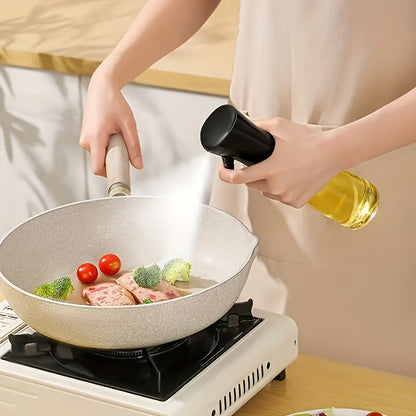 Pouring Oil Spray Dual-Purpose Pot for household and kitchen use.