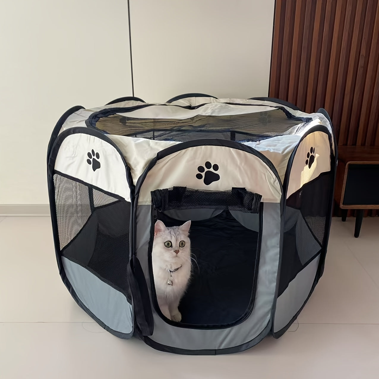 Pet cage with eight sides, folding and resistant to wear, made of Oxford cloth. Ideal for containing dogs and cats, providing a breathable space for pets.