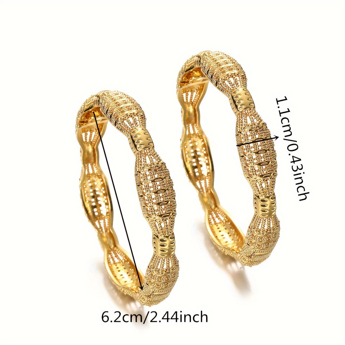 Vintage and sexy, this set of two golden Ethiopian bangle bracelets is perfect for women. Made of alloy, they are ideal for both casual attire and special occasions.