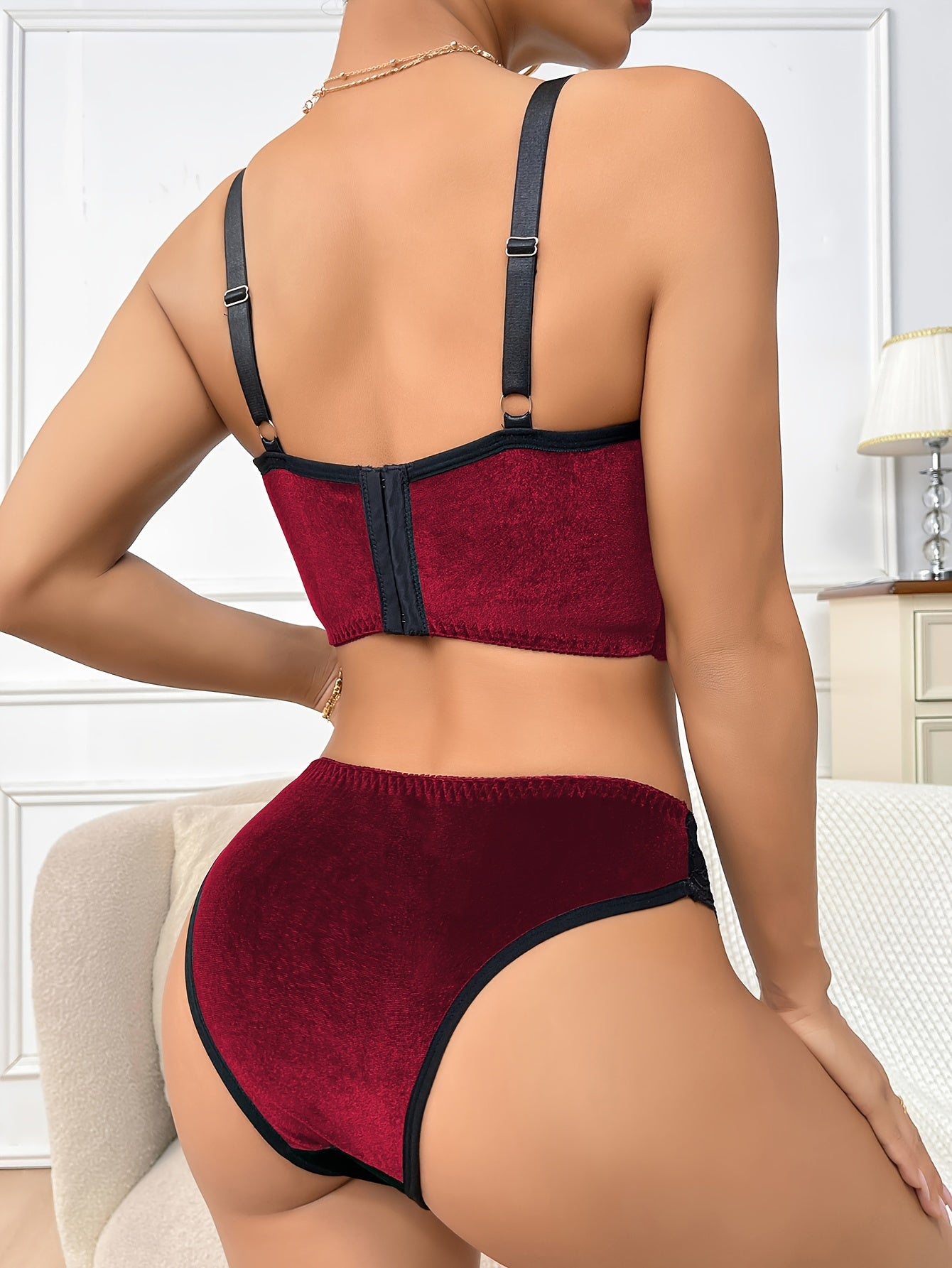 Colorful lace velvet lingerie set for fall and winter.