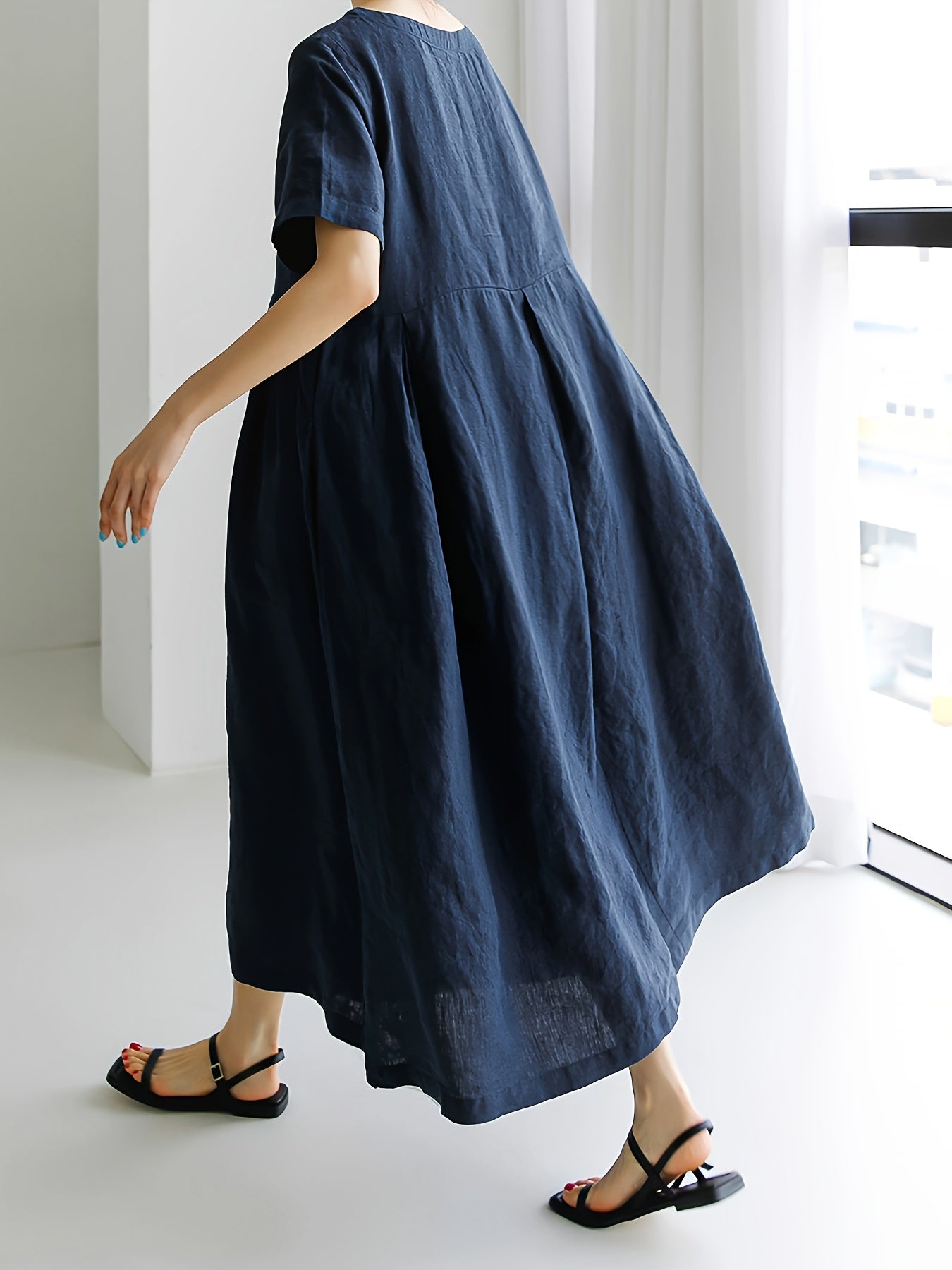 Women's Linen Blend Midi Dress with Oversized Flowy Skirt, Round Neck, Short Sleeves. Machine Washable, Suitable for Beach Outings and Vacations.