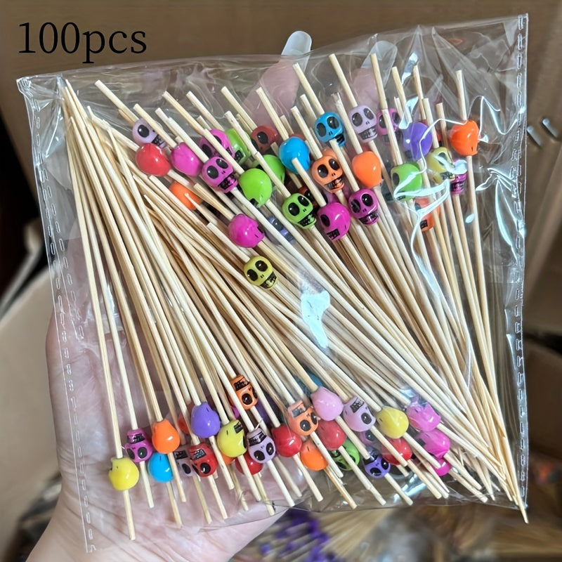 100 Skull Design Wooden Toothpicks, suitable for Halloween and Christmas parties, perfect for decorating, fruit skewers, appetizers and cocktail stirring.