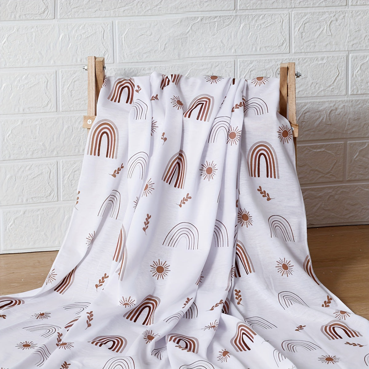 Soft and breathable muslin swaddle blanket in cool peach color perfect for babies aged 0-3 years. Made of lightweight polyester gauze-ket material that is machine washable and versatile. This mixed color baby blanket is ideal for Halloween and Christmas