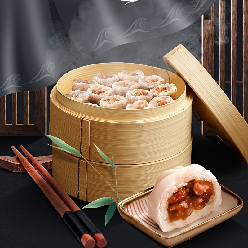 One set includes a three-piece bamboo steamer, each piece measuring 20cm wide. This steamer is perfect for steaming a variety of foods such as dumplings, bread, fish, and meat.