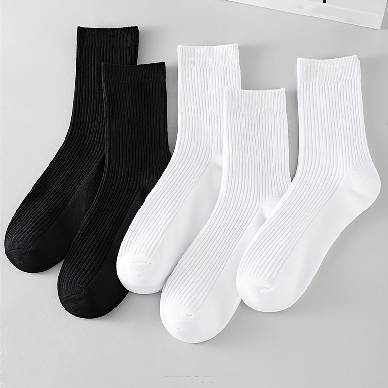 6 pairs of men's black and white thickened mid-tube socks for autumn and winter.