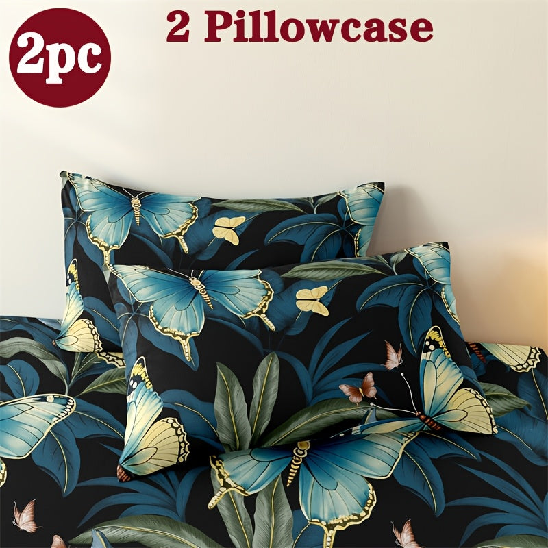 Two geometric print pillowcases made from soft and breathable polyester microfiber. These pillowcases are machine washable and feature an envelope closure for easy use. Perfect for adding a stylish touch to your home bedding, these pillowcases do not