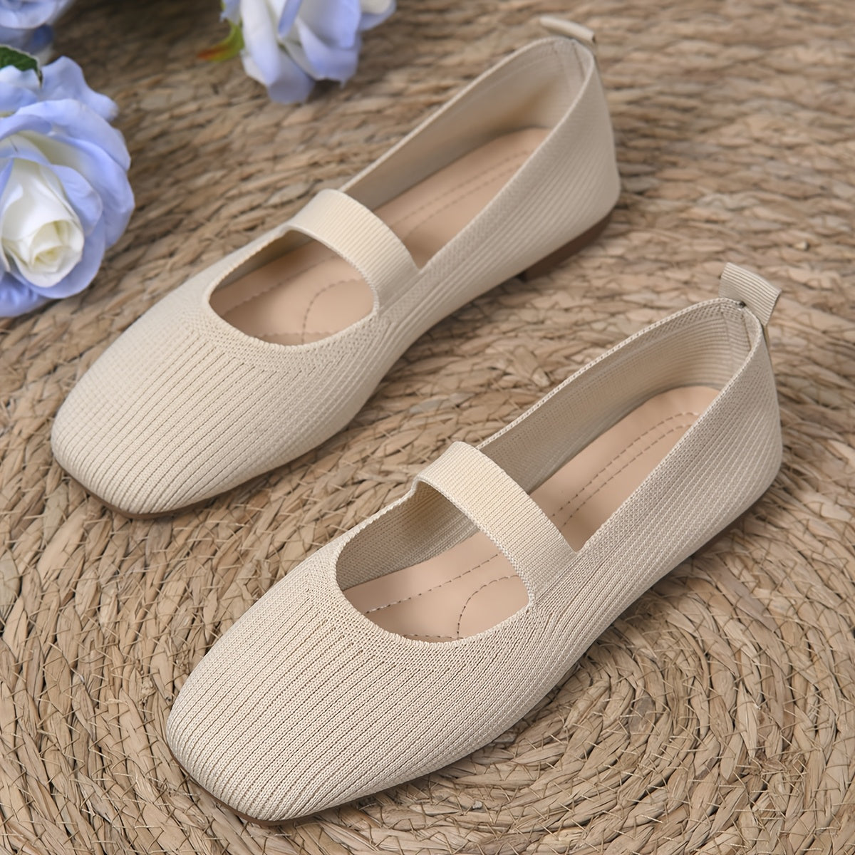 Women's casual knit flats with square toe, fabric upper, PU lining, and durable plastic sole for all seasons.