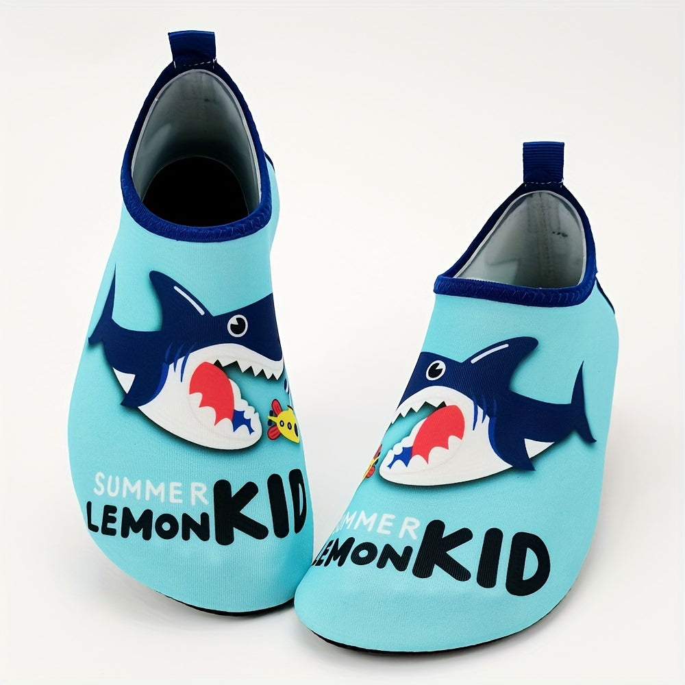 Boys Baby Shark Print Water Shoes for Swimming, Diving, and Surfing, with Non-slip Breathable Design and Quick Drying.