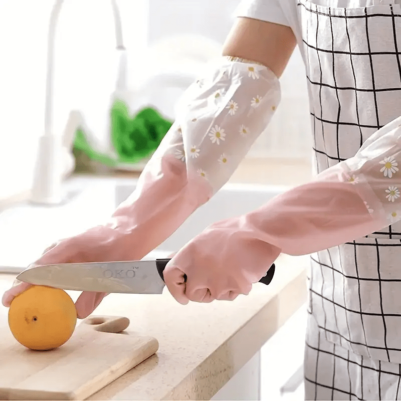 Essential for home use, these lightweight PVC waterproof cleaning gloves are non-slip and alcohol-free. Perfect for kitchen, bathroom, living room, and bedroom use, they are a multi-functional household essential.