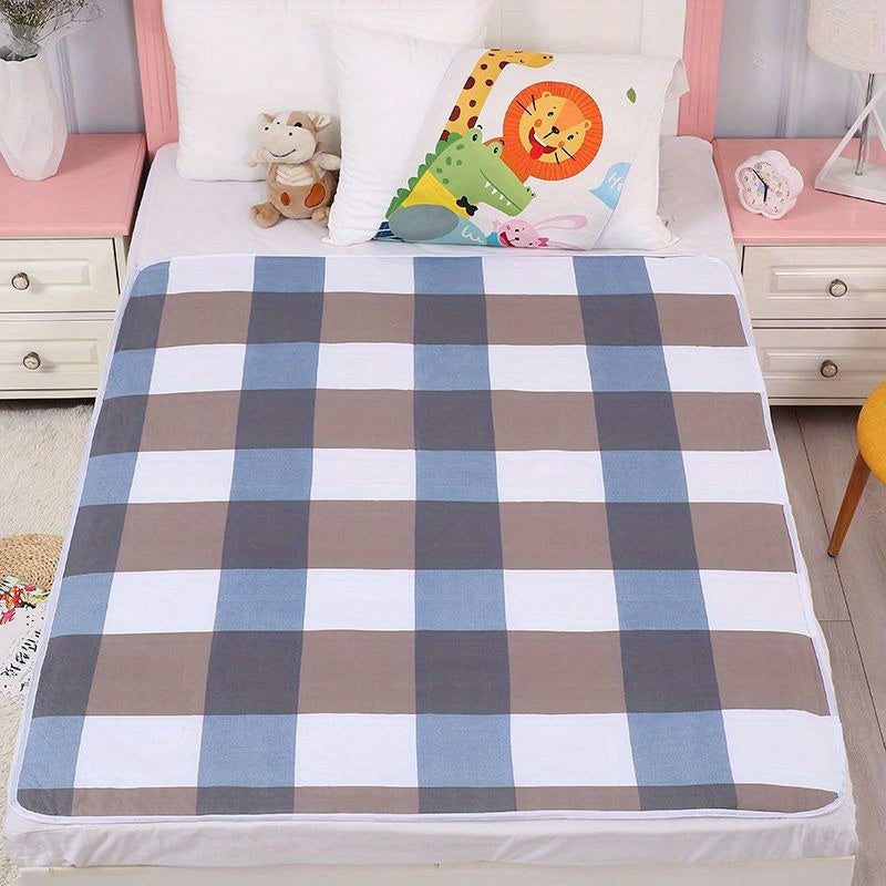 Waterproof mattress protector for elderly, pregnant women, hospital patients, and pets. Made of polyester fiber with a checkered design, machine washable.