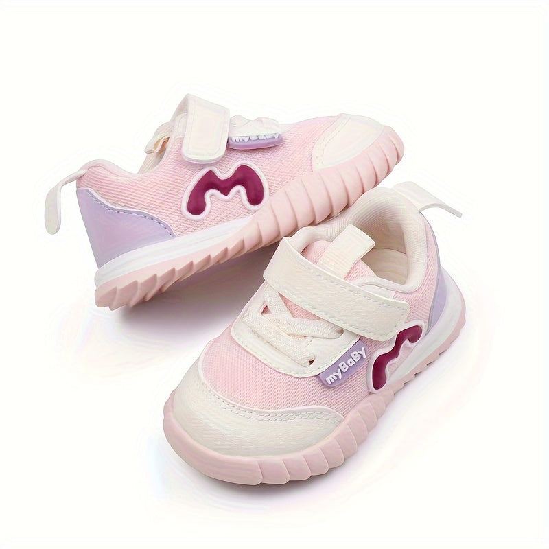 Breathable toddler sneakers with casual sports style, ideal for running, hiking, and outdoor activities.