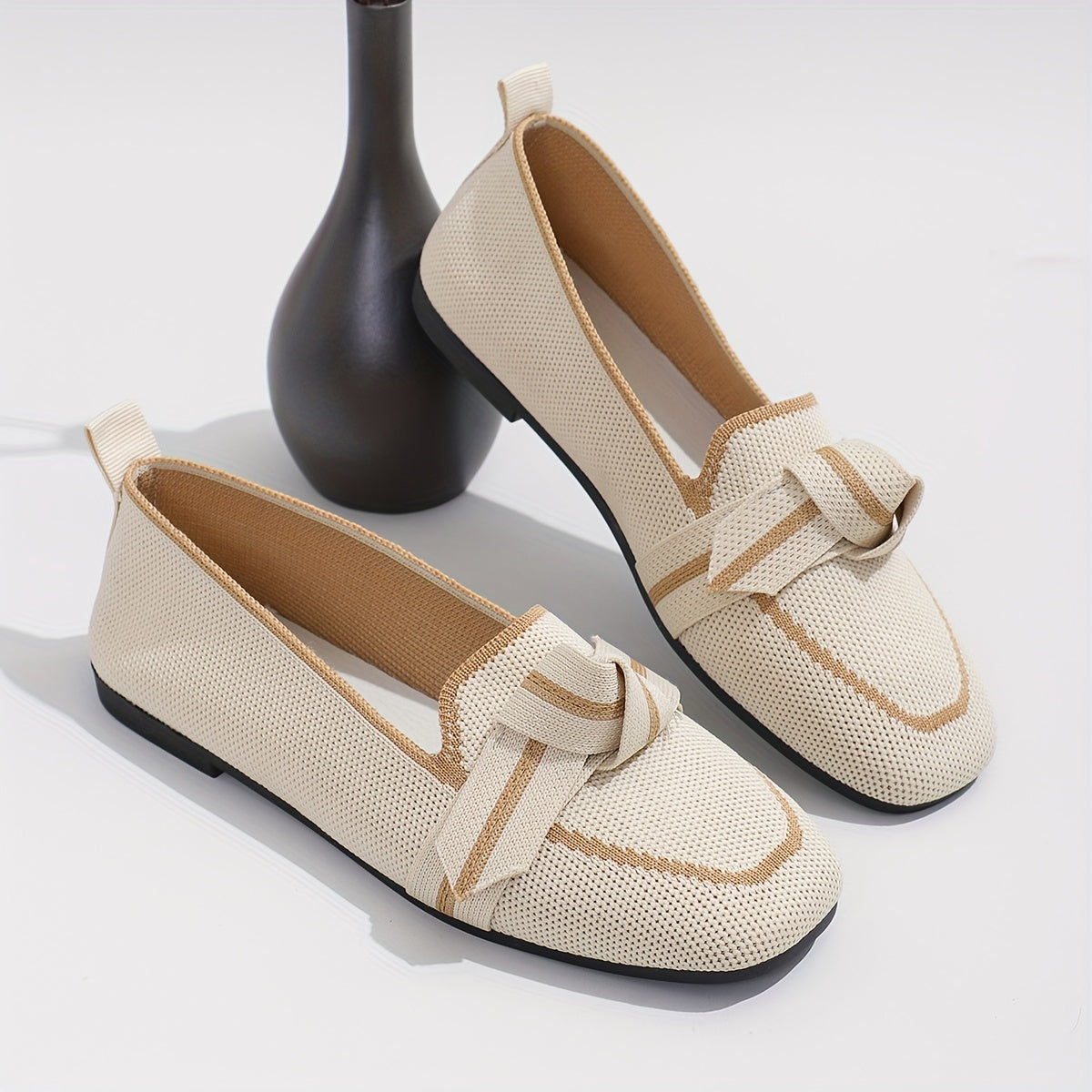 Women's bow design flat shoes with a soft knitted square toe, lightweight and breathable slip-on flats.