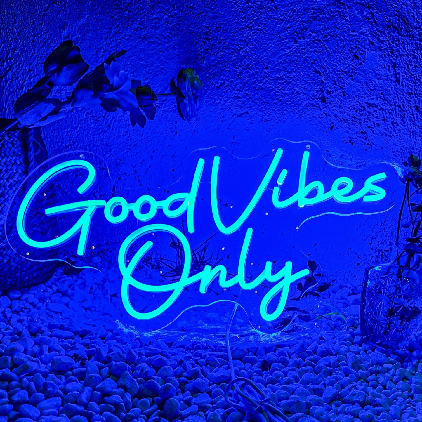 1pc Good Vibes Only LED Neon Wedding Scene Lights, perfect for adding a romantic ambiance to any room or space. Ideal for parties, bedrooms, shops, bars, or as a unique gift. Can be easily mounted on the wall.