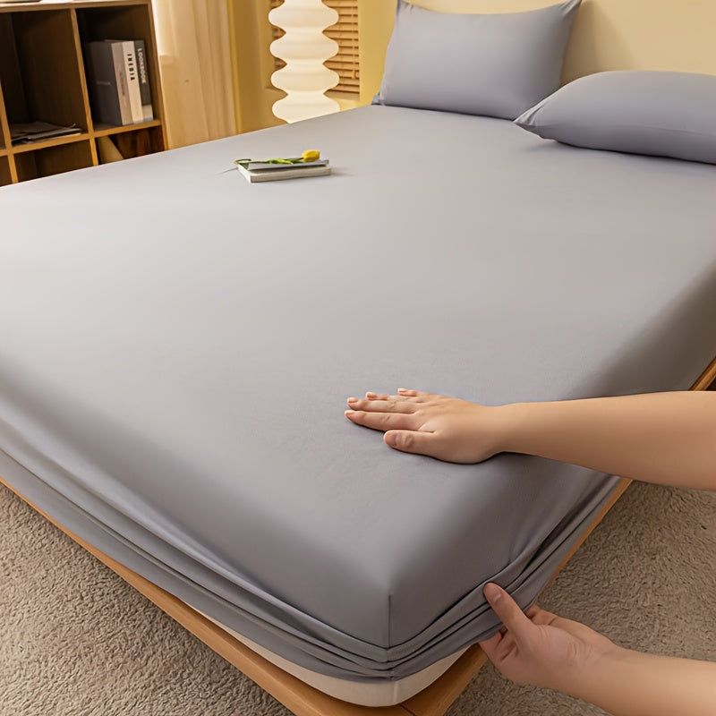 Soft fitted sheet that is dustproof and stainproof, washable, warm, breathable, comfortable, and multifunctional mattress protector. Perfect for bedroom, guest room, apartment, or school. Ideal for use all year round.