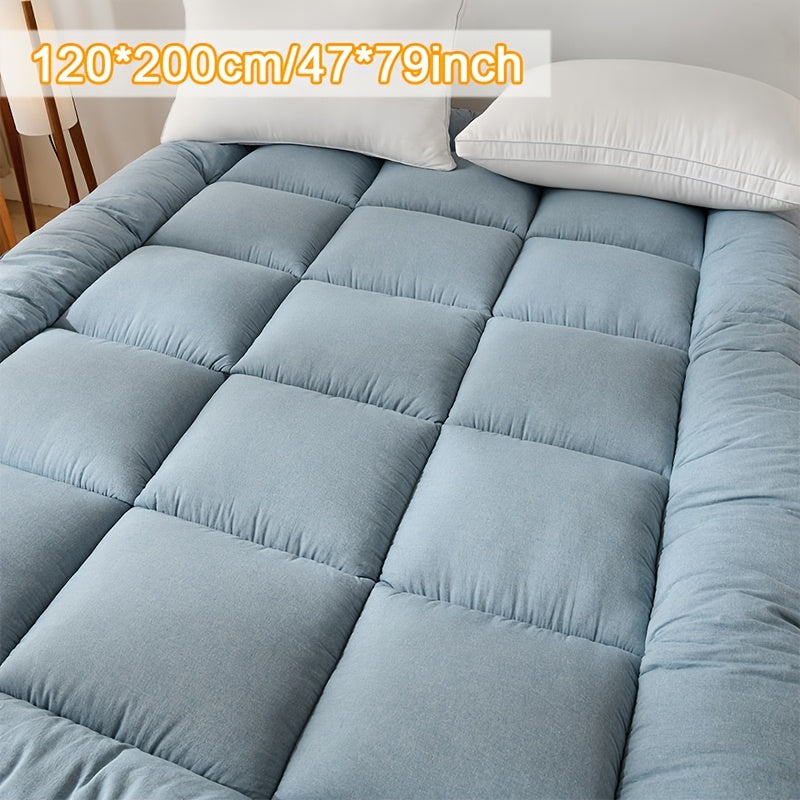 Comfortable and soft Japanese floor mattress in full size, with thick and fluffy padding. Breathable tatami cushion that is foldable and rollable, perfect for camping, dormitory, or guest