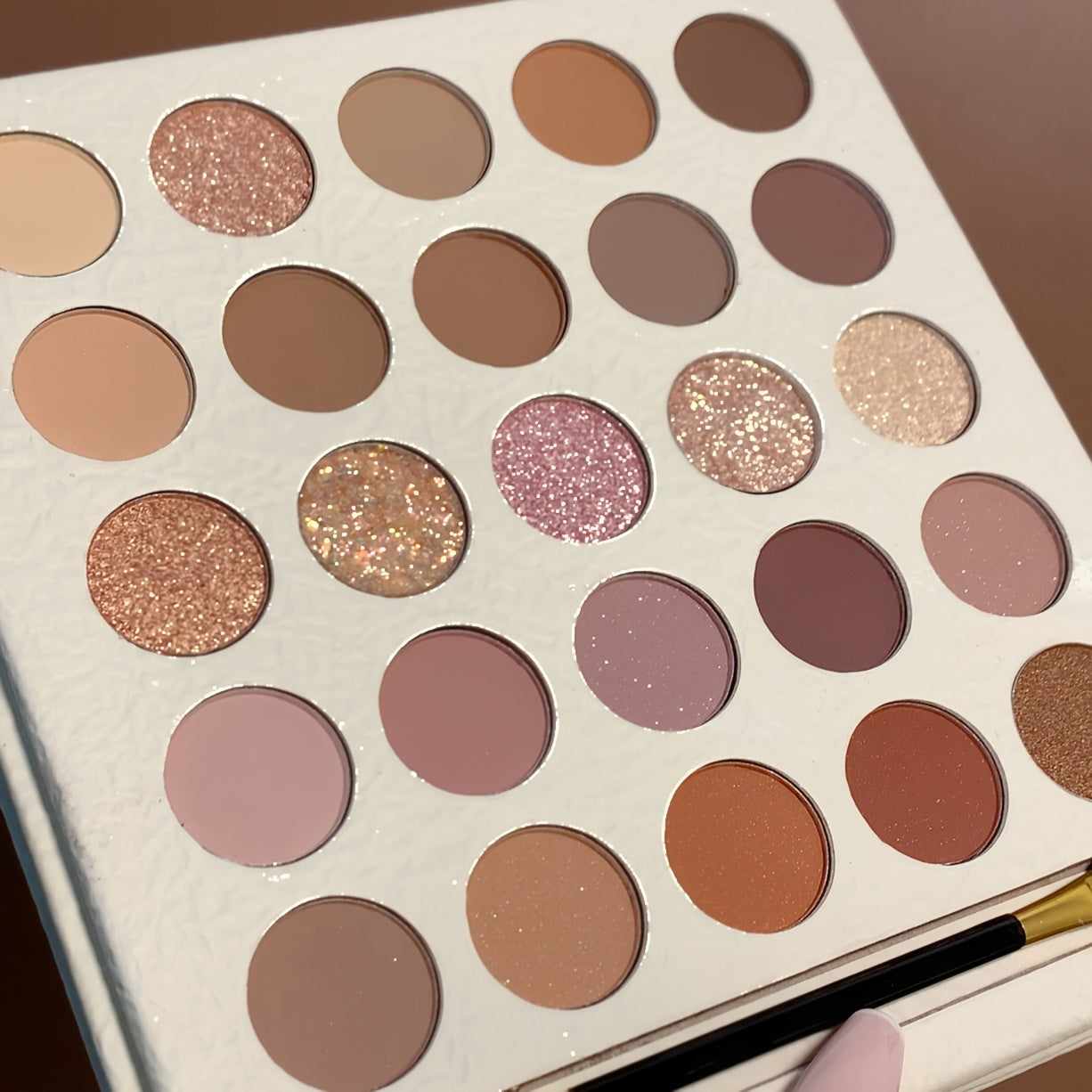 MUGELEEN 25-Color Eyeshadow Palette with Blush & Highlighter, includes brush, easy for beginners, matte & pearly finishes.