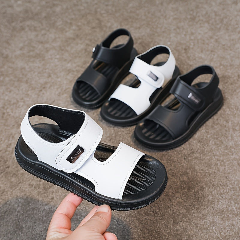 Boys' open-toe sandals that are both stylish and comfortable, perfect for indoor and outdoor beach use, with breathability and lightweight design.