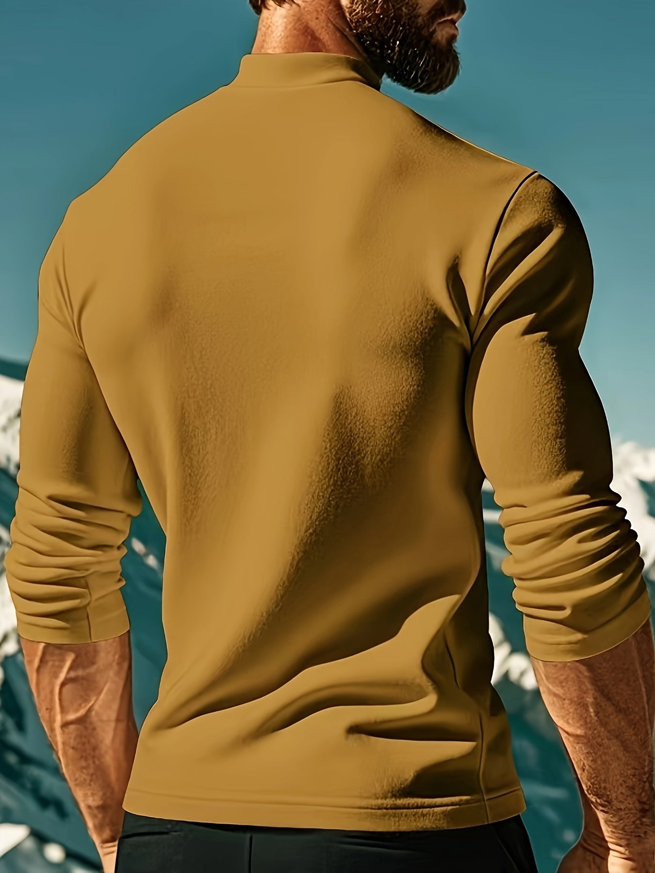 Heuristic High-Neck Thermal Long Sleeve T-Shirt, ideal for outdoor sports. Made with a blend of polyester and spandex, machine washable.