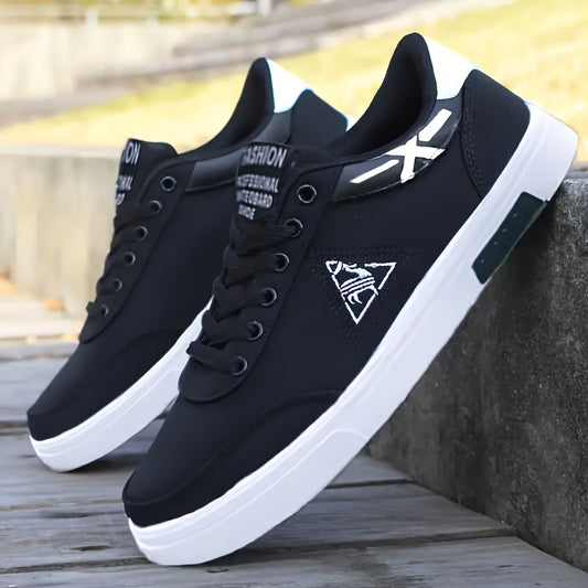 Men's lace-up solid color skate shoes, non-slip and comfortable for outdoor activities.