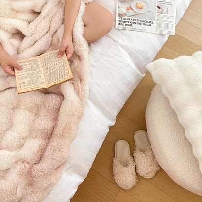 Luxurious Faux Rabbit Fur Weighted Blanket - High GSM, Cozy and Soft for Sofa, Couch, and Bed - Elegant Fluffy Decoration - Heavy and Warm Blanket, Perfect Easter Gift