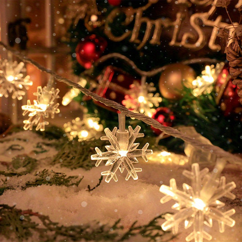 Vintage-inspired Snowflake String Lights with battery-operated white LEDs for Christmas, weddings, and gardens.