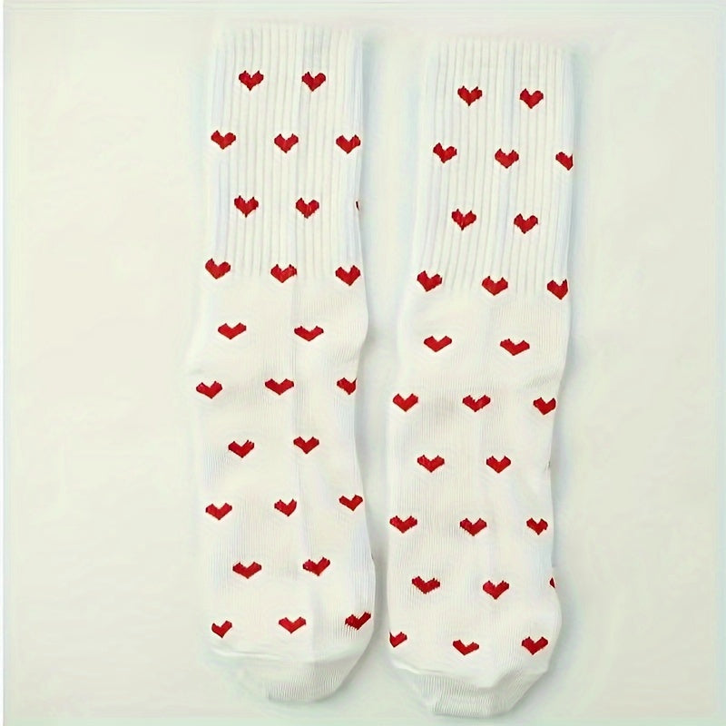 Women's fashion socks with heart pattern, comfortable and breathable mid-length style