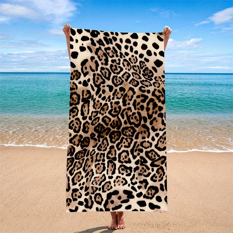 Leopard print XL beach towel - soft, quick-drying, absorbent.