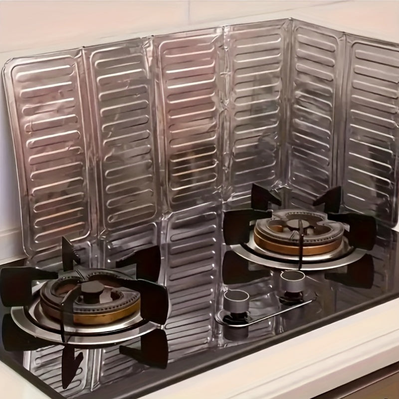 2 aluminum oil splash guards for the kitchen, providing stove heat insulation and anti-splatter protection.