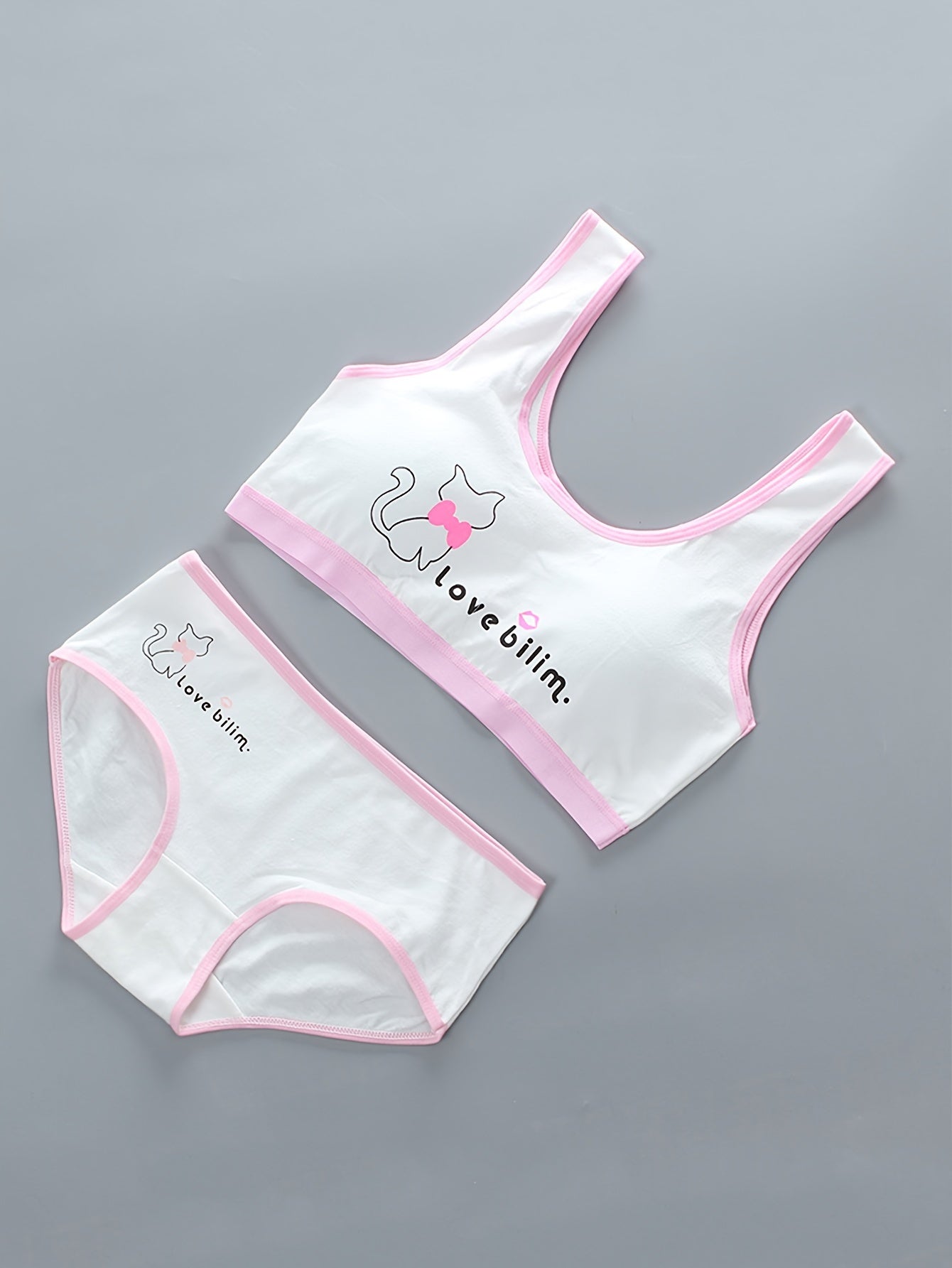 M6006TZ set includes underwear and pants for girls 9-15 years old.