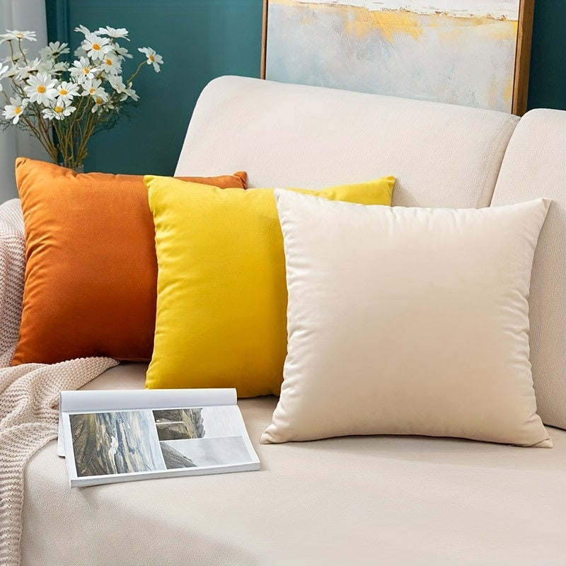 This Dutch velvet flat pillow cover is perfect for adding a touch of softness and comfort to your living room, bedroom, or sofa. The solid color design and plush velvet material make this cushion cover both stylish and cozy. Please note that the cover