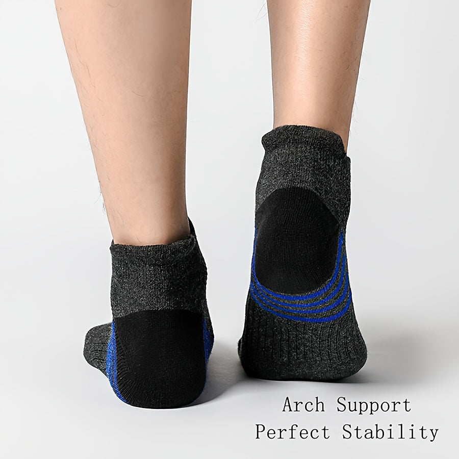 Men's casual striped sports socks, breathable and soft, ideal for summer fitness.