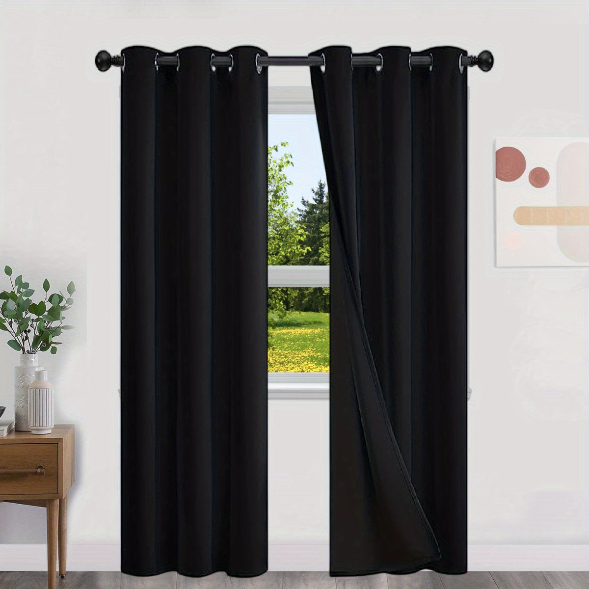 100% opaque blackout curtains, with a layer of lining included, 2 pieces.