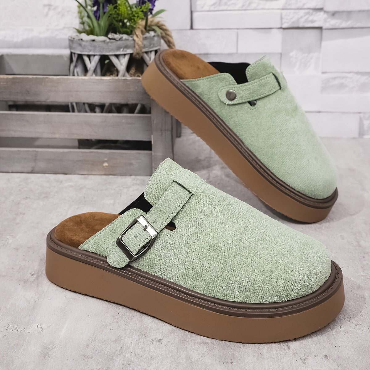 Casual buckle loafers for women with all-season comfort features, PU upper, rubber sole, flannel insole, and retro thick sole from Taizhou.