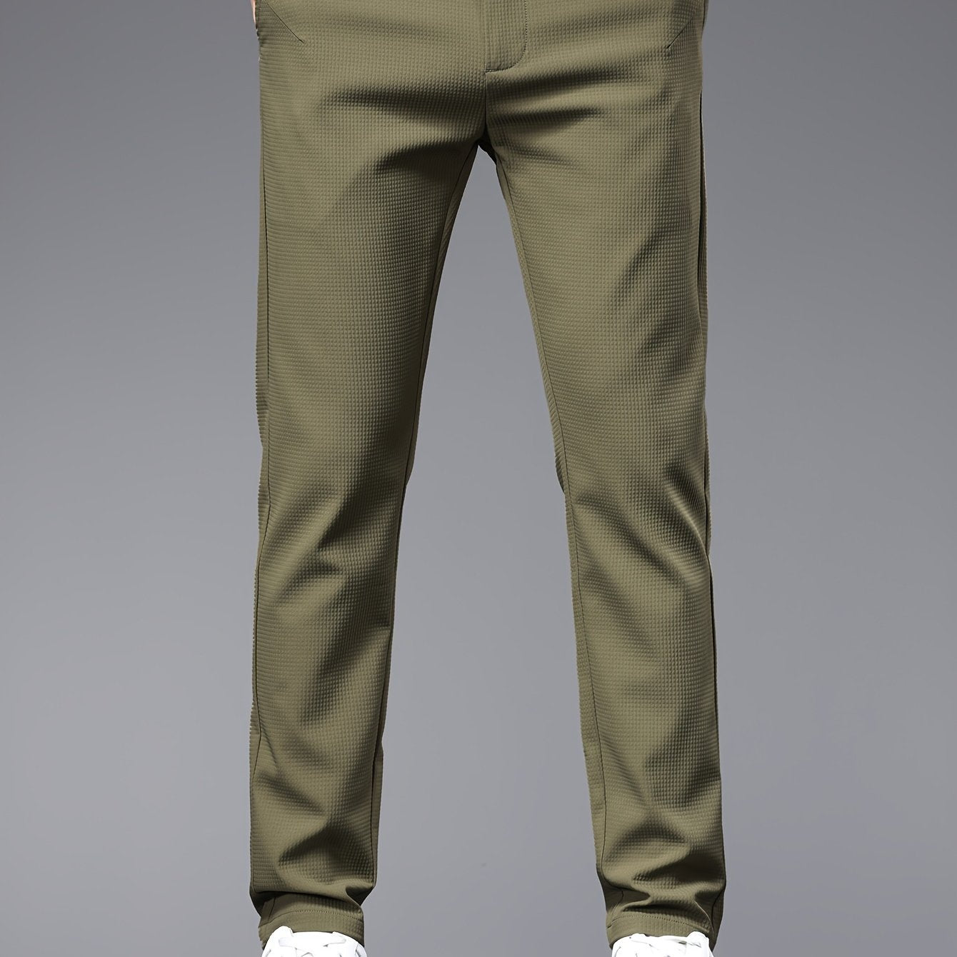 Men's slim fit pants with pockets, perfect for outdoor activities in spring and autumn.