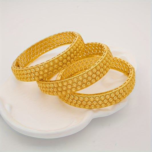 Golden Open Bracelet with Elegant Hollow Design - Perfect for Middle East festivals and as a gift for women. This fashionable hand ornament combines Dubai and European/American ethnic styles, making it a luxurious choice for brides.