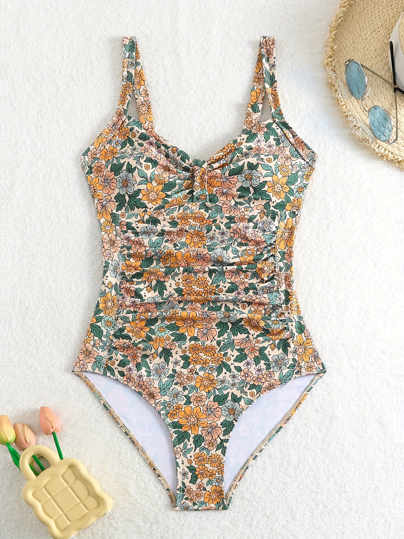 One-piece swimsuits from Europe and America