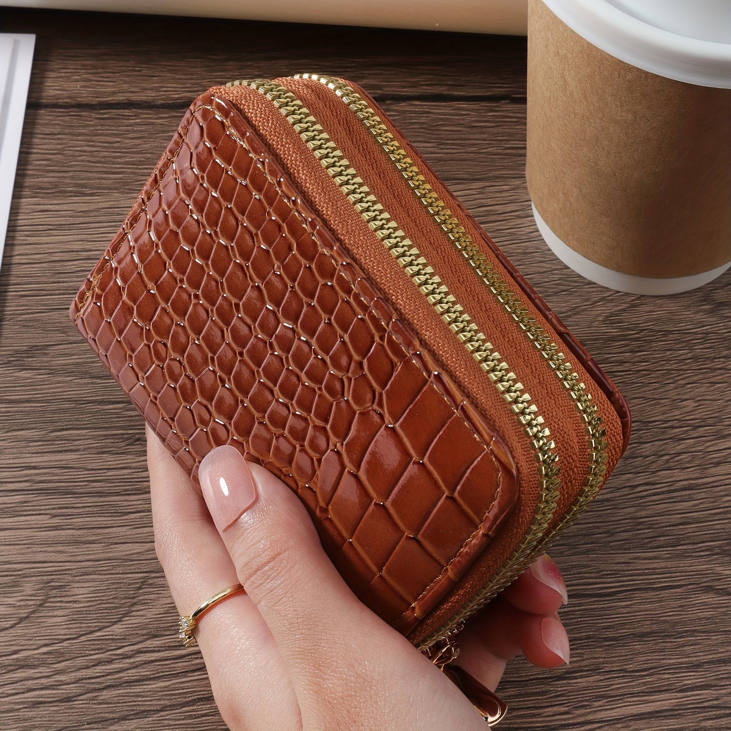 Large capacity credit card wallet with zipper.