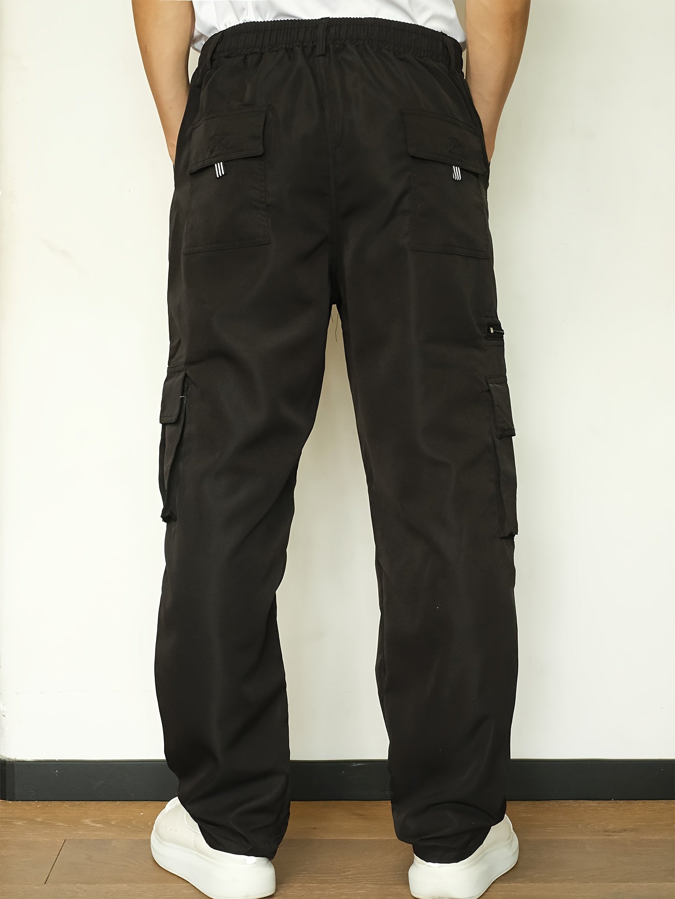 Best-selling oversized cargo pants with side pockets for big and tall men, perfect for spring and summer. Great gifts for plus-size guys.