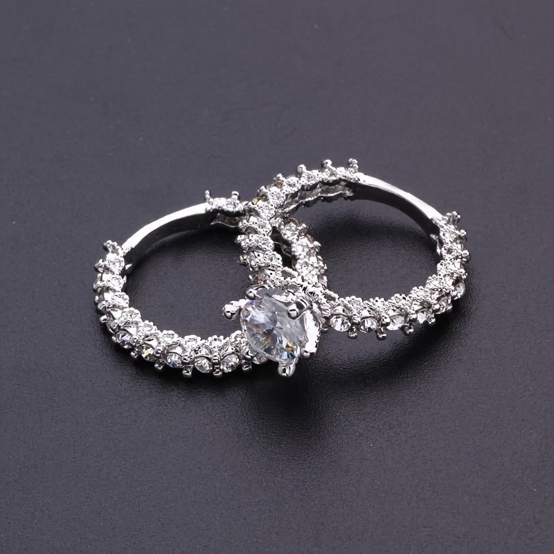 Stylish engagement rings with rhinestones, perfect for daily wear, parties, and gifts. Minor imperfections in the alloy jewelry are common. Great Valentine's Day gift.