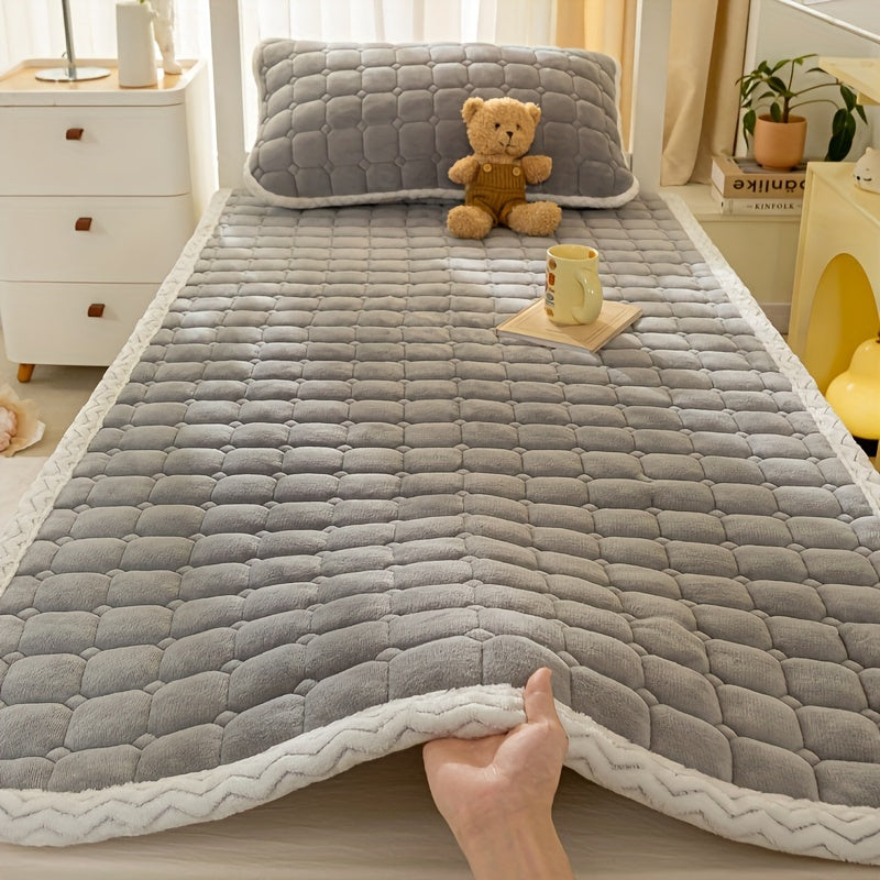 Stay warm and comfortable with the 1-piece Cozy Milk Fleece Quilted Mattress Topper. This machine washable topper offers all-season comfort for camping, guest rooms, and bedrooms. Made with polyester filling and cover, featuring woven active printing.