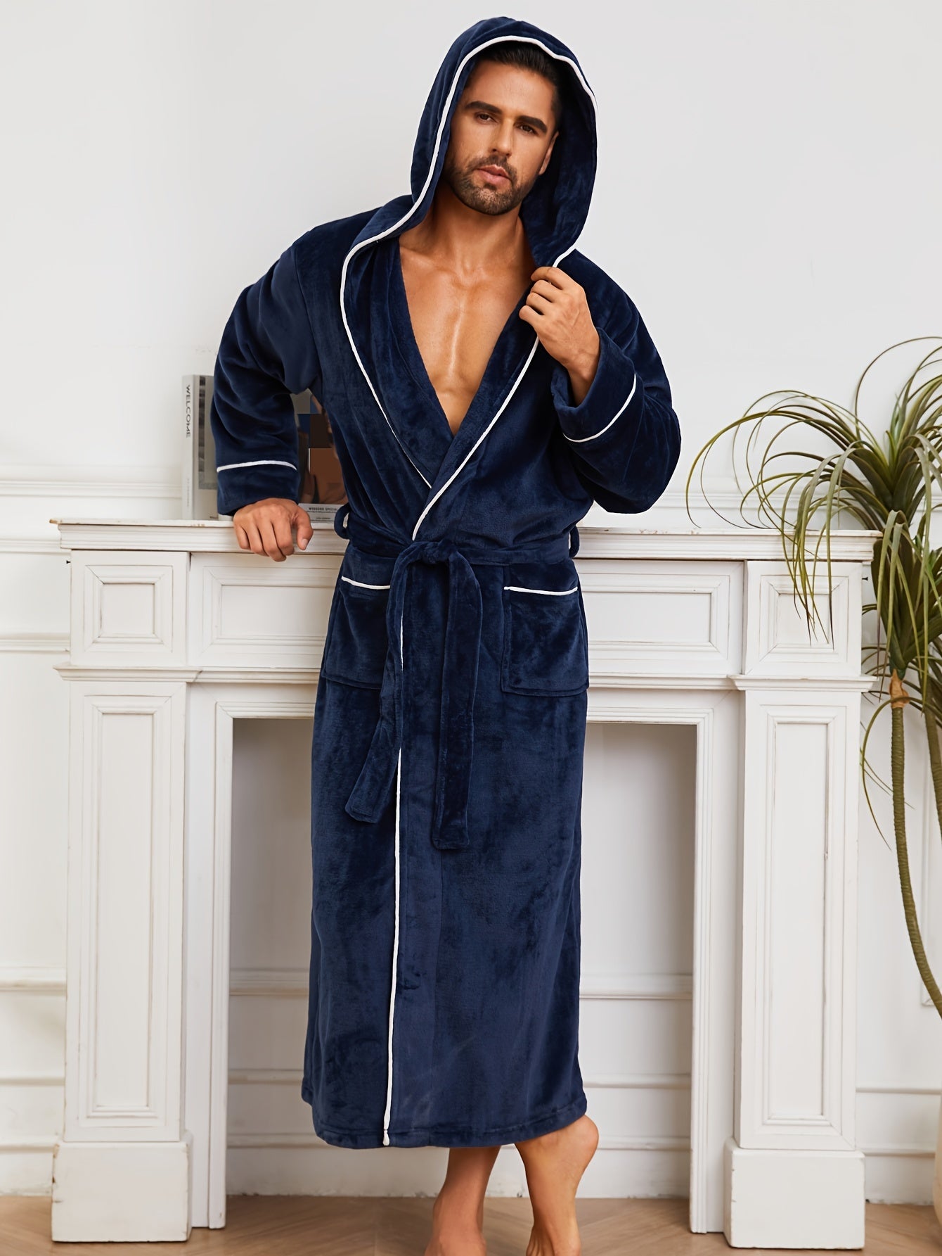 High-quality men's couple bathrobe perfect for autumn and winter with double-layer fleece design, ideal for outdoor use.