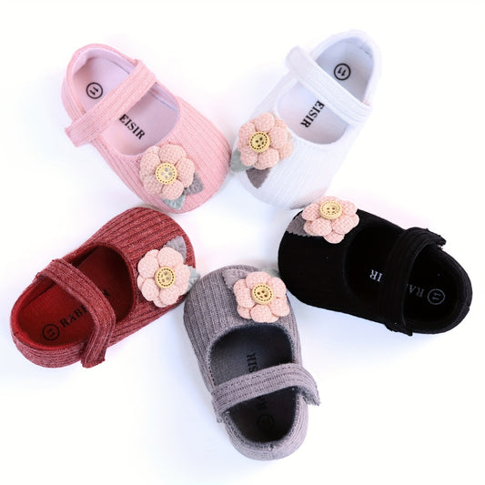 Stylish, comfortable Mary Jane shoes for baby girls, perfect for indoor and outdoor wear in spring and autumn.