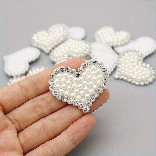 Hand-sewn cloth sticker with diamond decoration featuring a love heart design made of 12 pieces of rhinestone ABS imitation pearls.