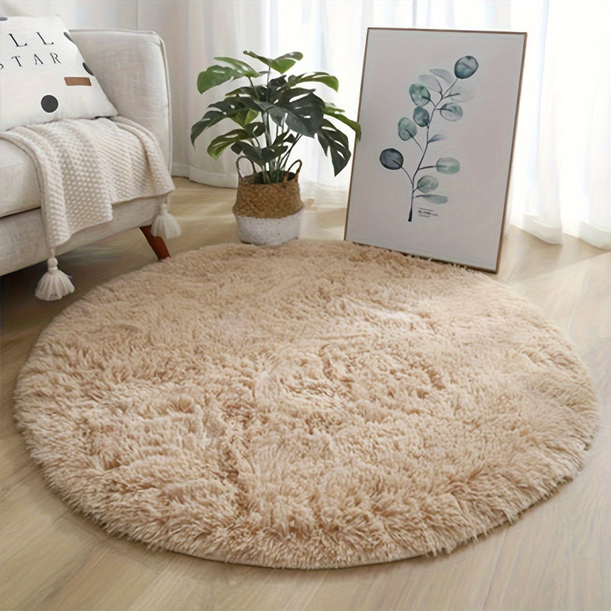 Soft and fluffy plush area rug with non-slip rubber backing, made of 100% polyester fiber. This machine washable rug features a round low pile, perfect for bedroom, living room, and indoor decor. Ideal for Christmas, Halloween, Thanksgiving, and